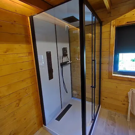 Chalet Le De Joyce Et Piscine Saint-Aubin-Des-Preaux