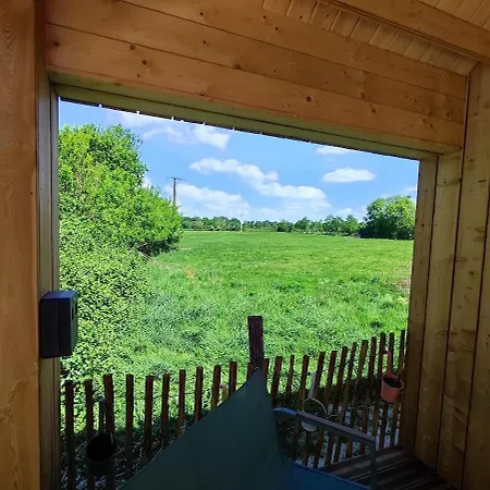 Le De Joyce Et Piscine