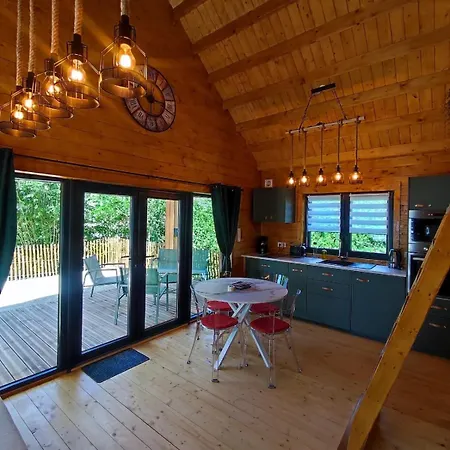 Le De Joyce Et Piscine Chalet Saint-Aubin-Des-Preaux