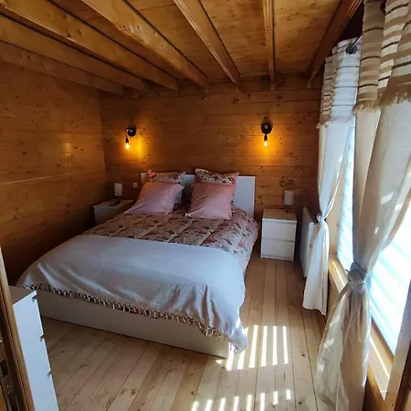 Chalet Le De Joyce Et Piscine *