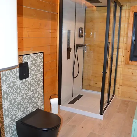 Le De Joyce Et Piscine Chalet Saint-Aubin-Des-Preaux