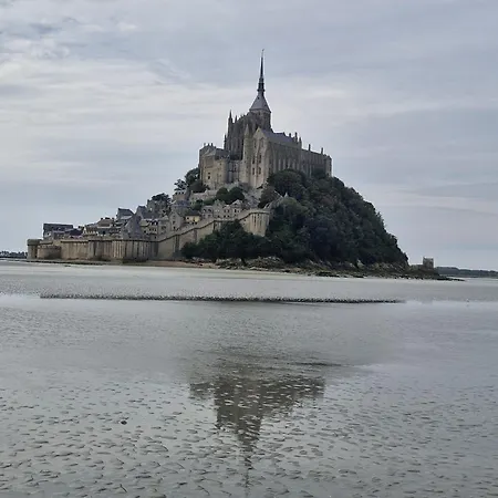 Chalet Le De Joyce Et Piscine Saint-Aubin-Des-Preaux