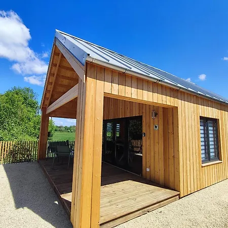 Chalet Le De Joyce Et Piscine *