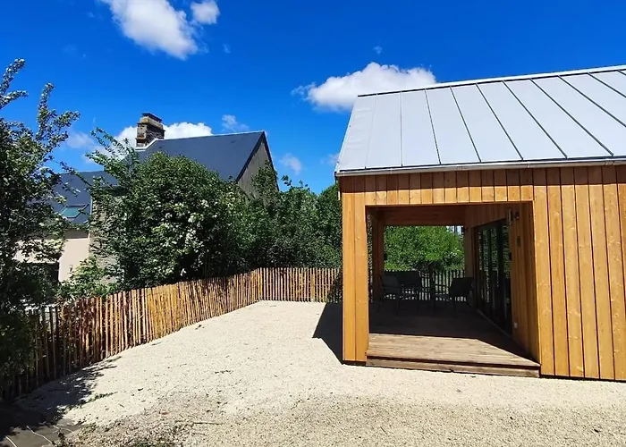 Le De Joyce Et Piscine *