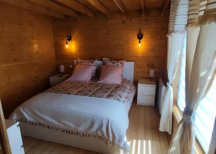 シャレー Le De Joyce Et Piscine *