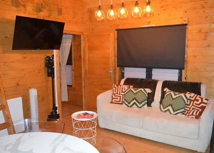 シャレー Le De Joyce Et Piscine *