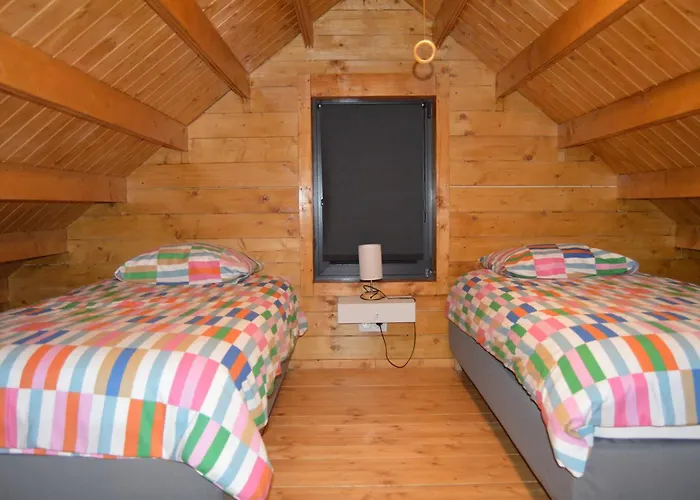 シャレー Le De Joyce Et Piscine