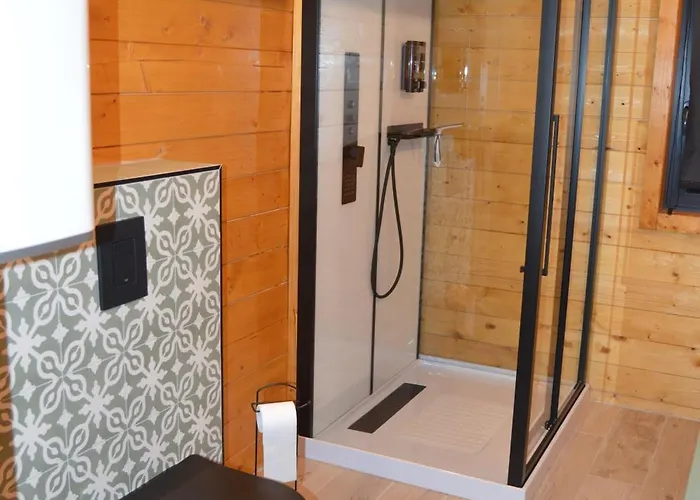 Le De Joyce Et Piscine シャレー Saint-Aubin-Des-Preaux